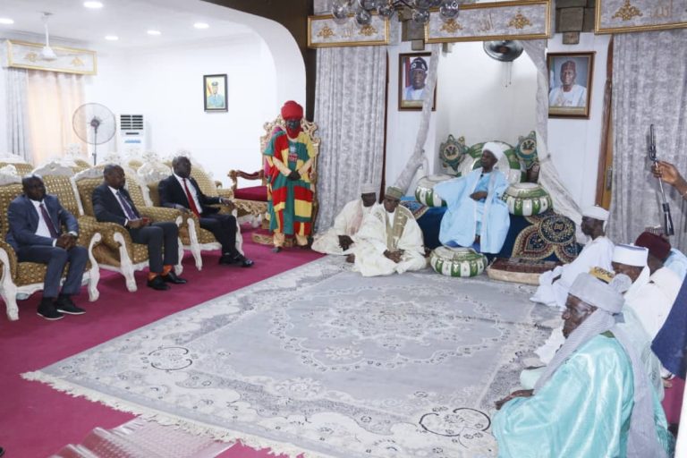 Emir of Ilorin pledges support for EFCC’s anti-corruption crusade