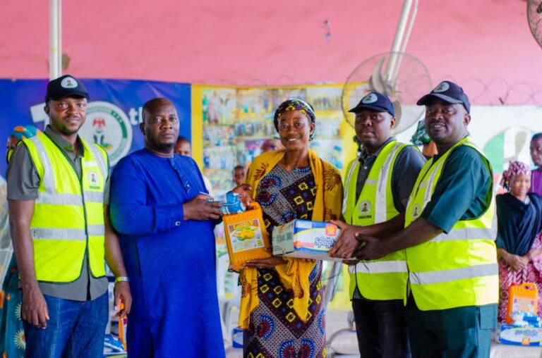 PHOTOS: Kwara Reps member Shagaya rolls out relief materials to constituents
