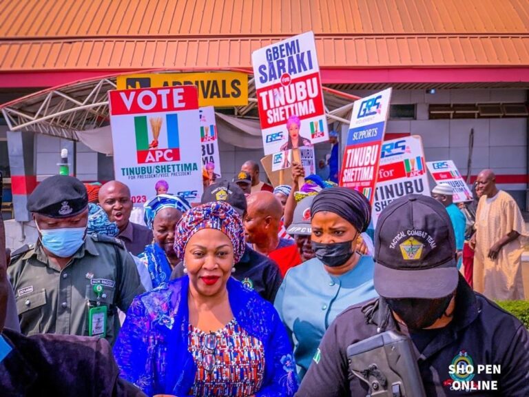 Senator Gbemisola Ruqayyah Saraki renews her APC membership, visits family of late Ilorin Chief Imam