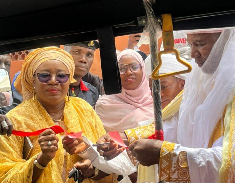 Kwara govt hands over revitalized PHC facilities to Ganmo, Balogun Alanamu communities