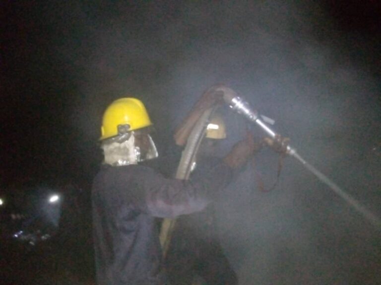 Fire guts four-room flats in Gaa Akanbi